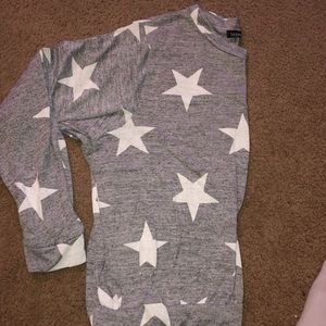 Boohoo Grey star top/ sweater like long sleeve